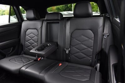2025 Volkswagen Atlas Cross Sport 2.0T SE w/Technology