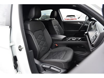 2025 Volkswagen Atlas Cross Sport 2.0T SE w/Technology FWD