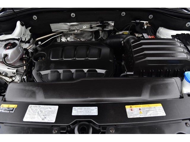 2025 Volkswagen Atlas Cross Sport 2.0T SE w/Technology FWD