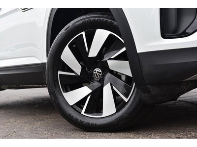 2025 Volkswagen Atlas Cross Sport 2.0T SE w/Technology FWD