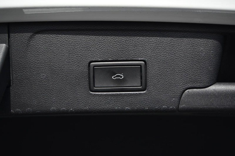 2023 Volkswagen Atlas Cross Sport 3.6L V6 SE w/Technology FWD