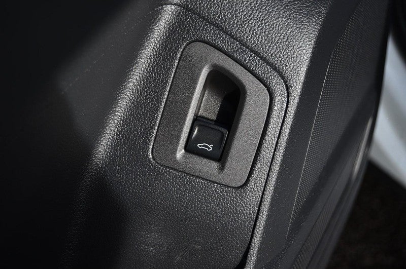 2023 Volkswagen Atlas Cross Sport 3.6L V6 SE w/Technology FWD