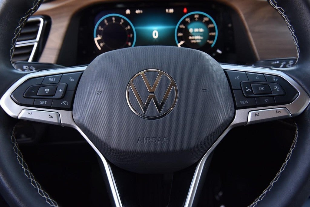 2024 Volkswagen Atlas 2.0T SE w/Technology FWD