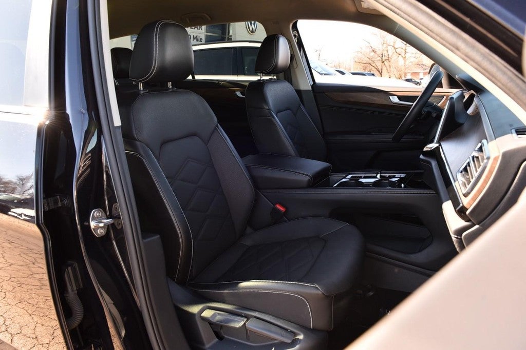 2024 Volkswagen Atlas 2.0T SE w/Technology FWD