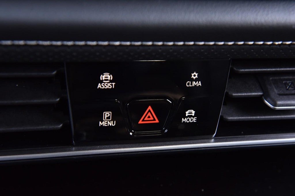 2025 Volkswagen Atlas 2.0T SE w/Technology FWD