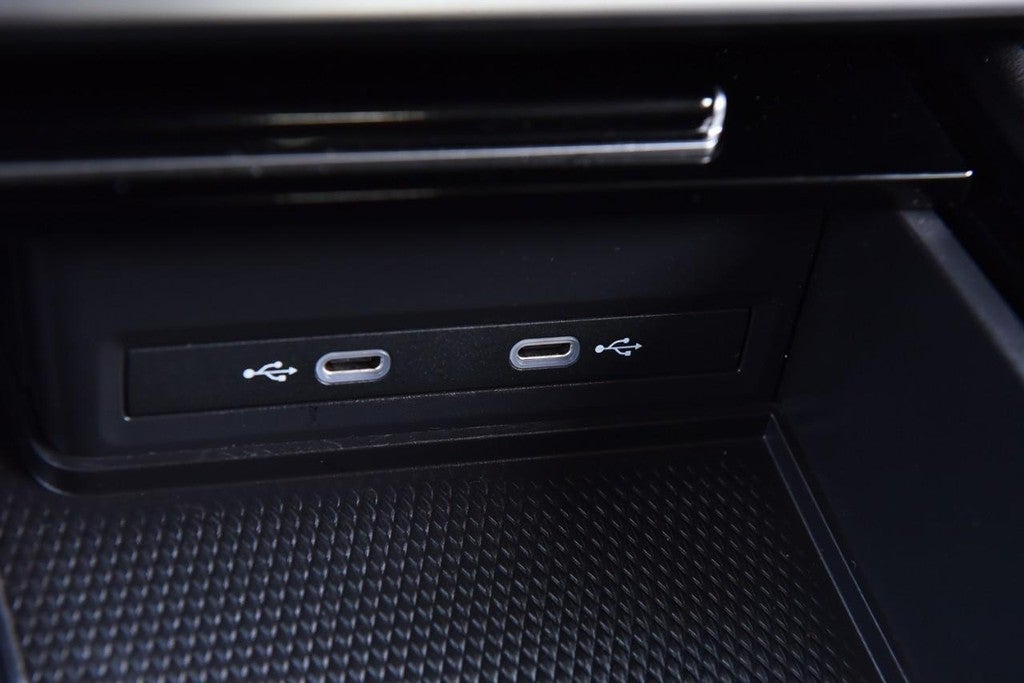 2025 Volkswagen Atlas 2.0T SE w/Technology FWD