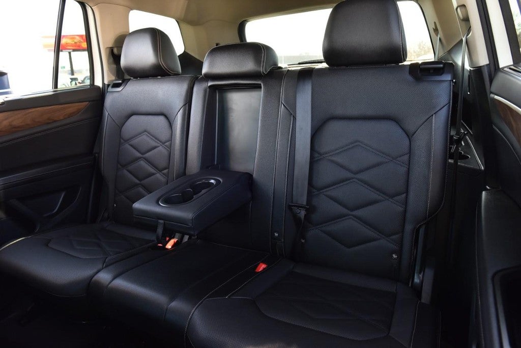 2025 Volkswagen Atlas 2.0T SE w/Technology FWD