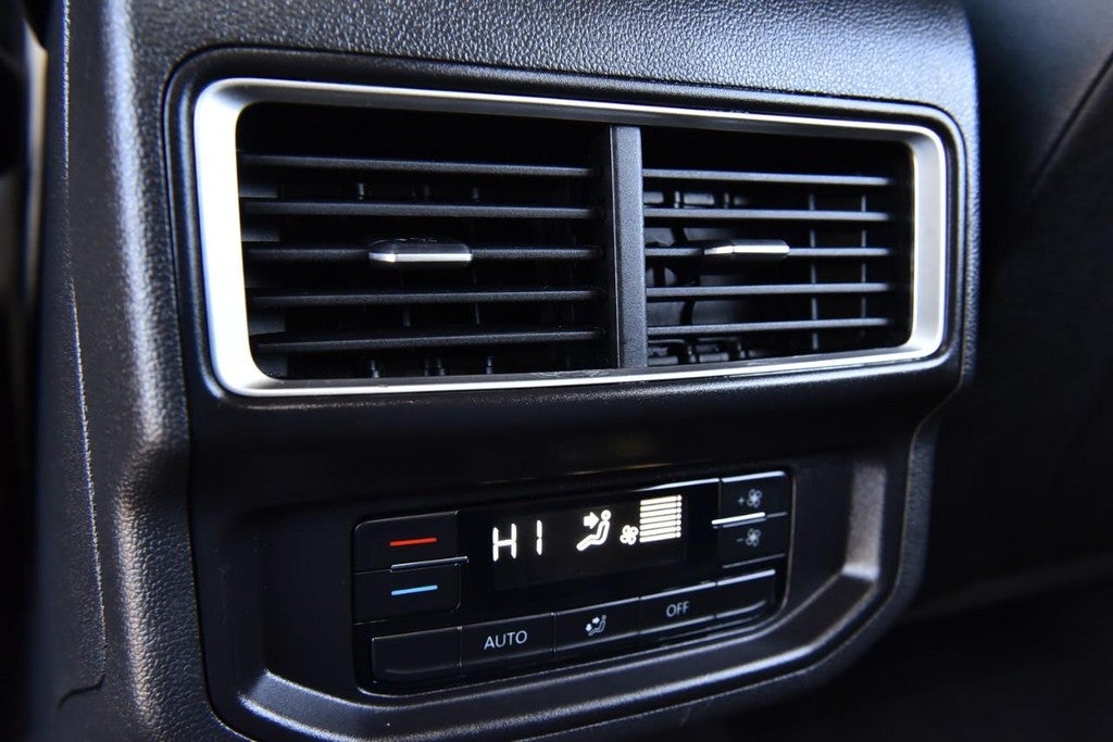 2025 Volkswagen Atlas 2.0T SE w/Technology FWD