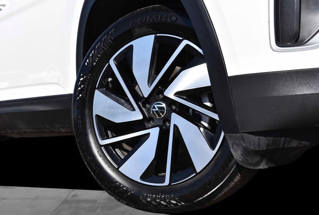 2025 Volkswagen Atlas 2.0T SE w/Technology FWD