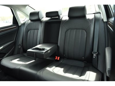 2022 Volkswagen Passat 2.0T Limited Edition