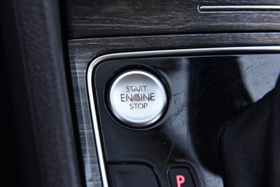 2017 Volkswagen Passat 1.8T SE Auto