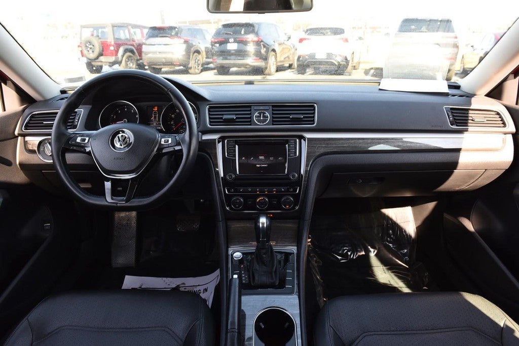 2017 Volkswagen Passat 1.8T SE Auto