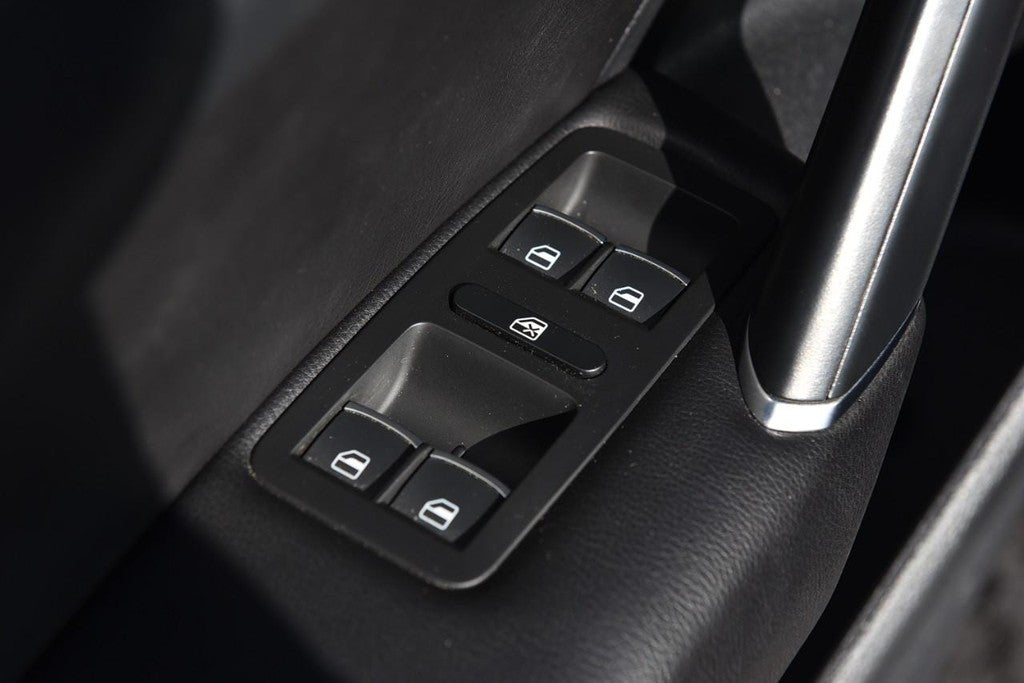 2017 Volkswagen Passat 1.8T SE Auto