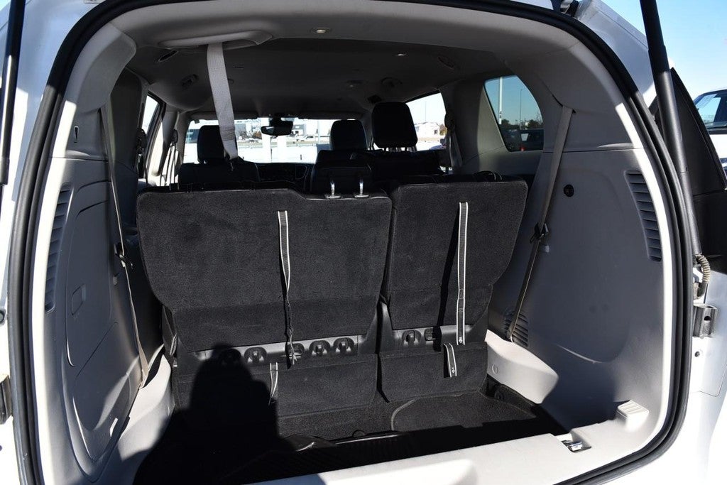 2024 Chrysler Pacifica Hybrid Select FWD