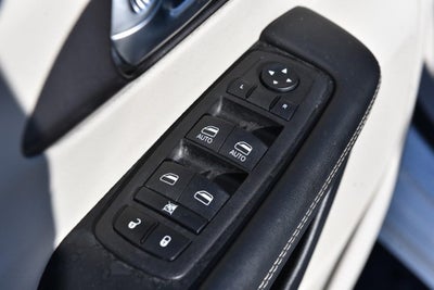 2024 Chrysler Pacifica Hybrid Select FWD