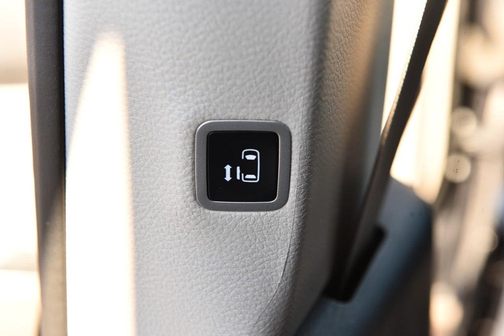 2024 Chrysler Pacifica Hybrid Select FWD