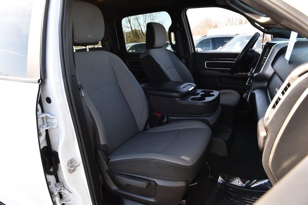 2024 RAM 2500 Big Horn 4x4 Crew Cab 8' Box