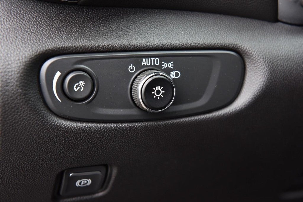 2025 Chevrolet Blazer AWD 4dr LT w/2LT