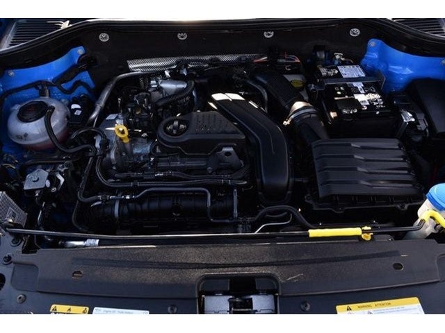 2025 Volkswagen Taos 1.5T SE Black