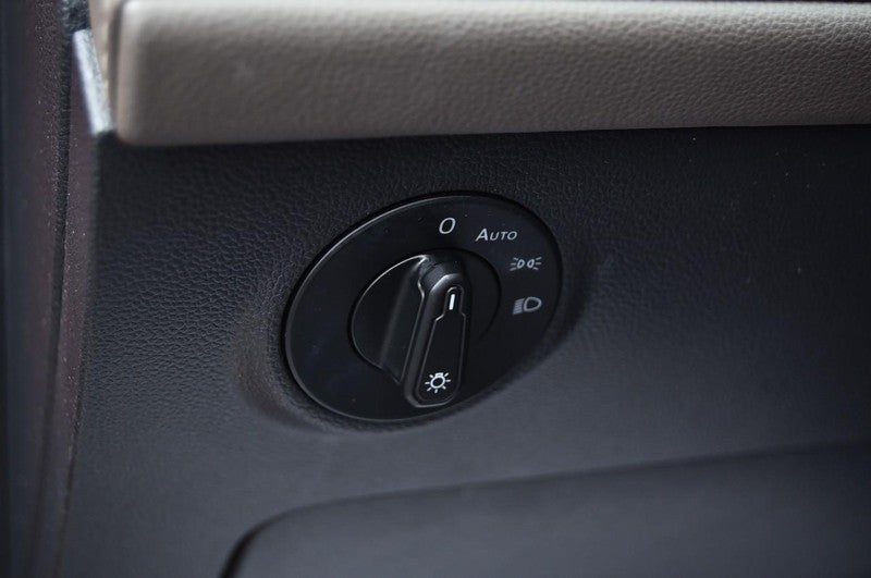 2022 Volkswagen Taos SEL 4MOTION