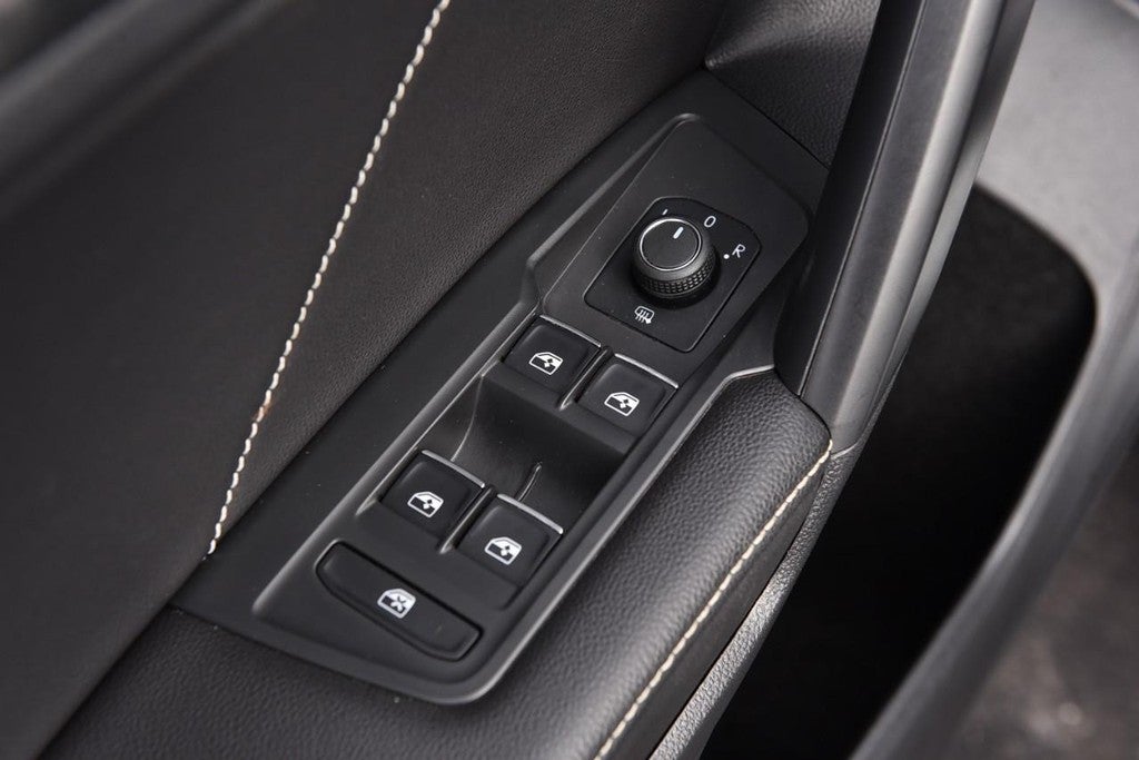 2022 Volkswagen Tiguan 2.0T SE FWD