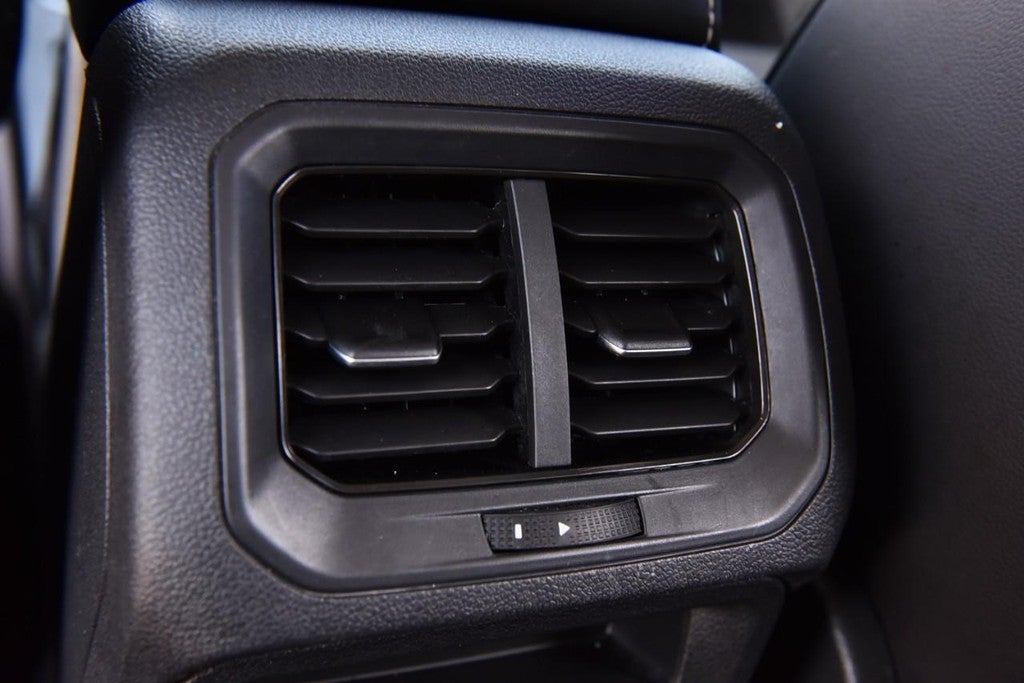 2022 Volkswagen Tiguan 2.0T SE FWD