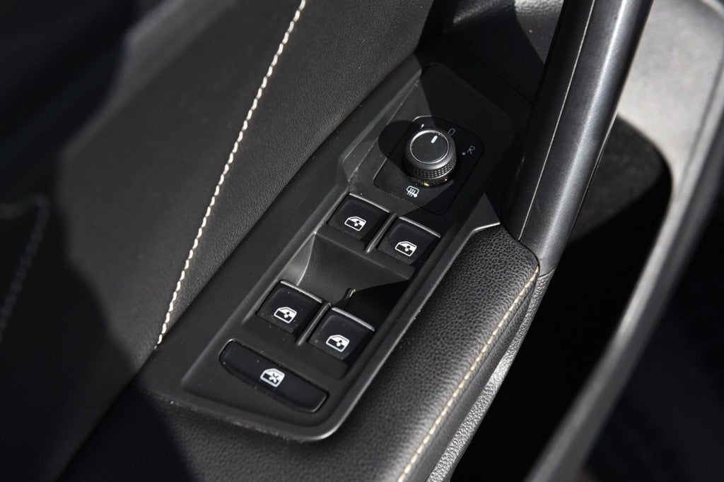 2022 Volkswagen Tiguan 2.0T SE FWD