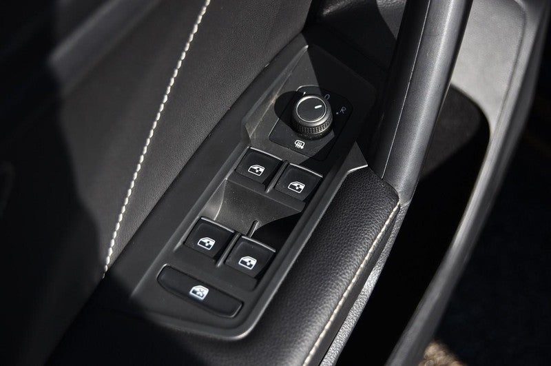 2023 Volkswagen Tiguan 2.0T SE FWD