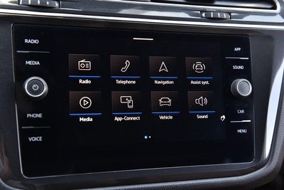 2023 Volkswagen Tiguan 2.0T SE FWD