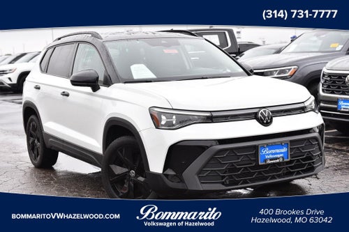 2025 Volkswagen Taos SE Black FWD