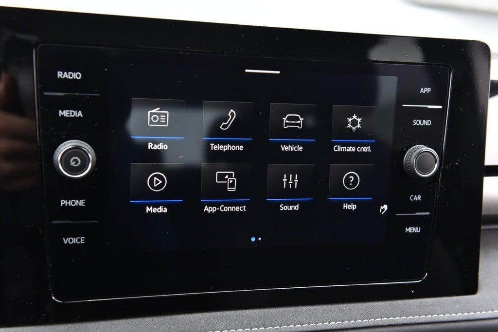 2025 Volkswagen Taos SE Black FWD