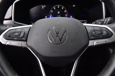 2025 Volkswagen Taos SE Black FWD