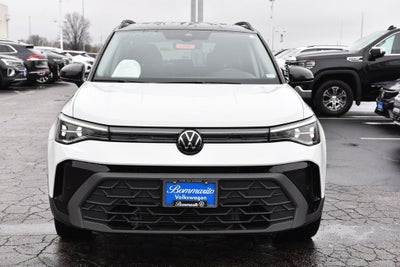 2025 Volkswagen Taos SE Black FWD