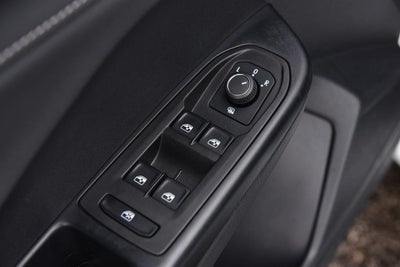 2025 Volkswagen Taos SE Black FWD