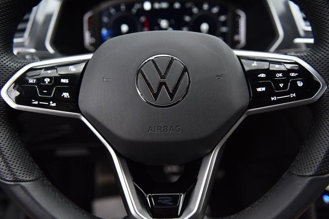2024 Volkswagen Tiguan 2.0T SEL R-Line