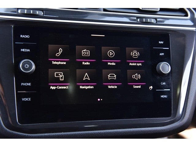 2024 Volkswagen Tiguan SEL R-Line