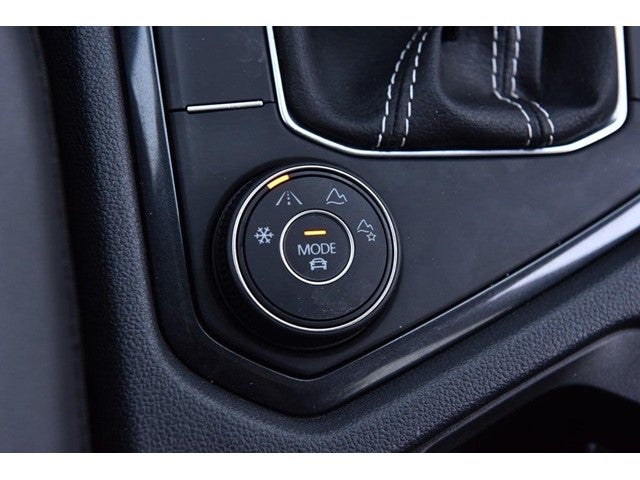 2024 Volkswagen Tiguan SEL R-Line