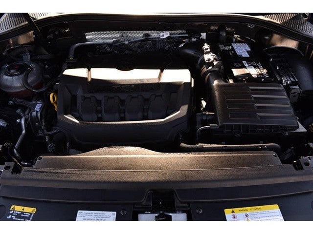 2024 Volkswagen Tiguan SEL R-Line