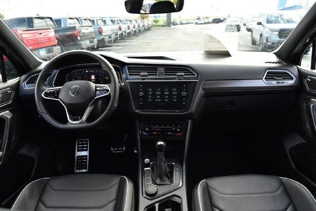 2024 Volkswagen Tiguan 2.0T SEL R-Line