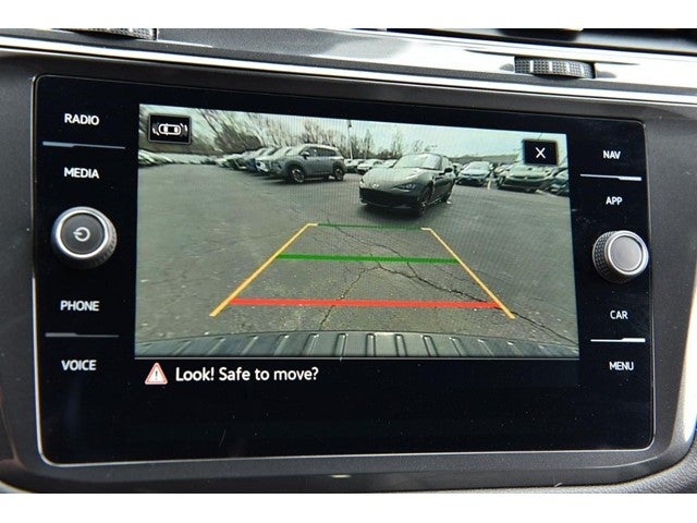 2023 Volkswagen Tiguan SEL R-Line