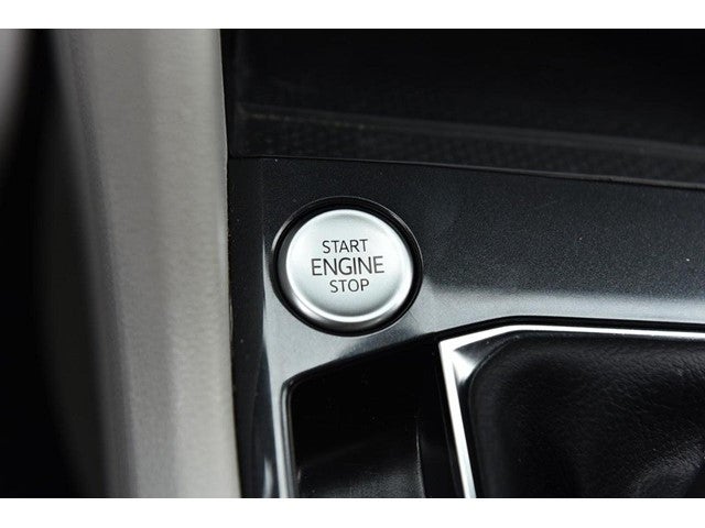 2023 Volkswagen Tiguan SEL R-Line