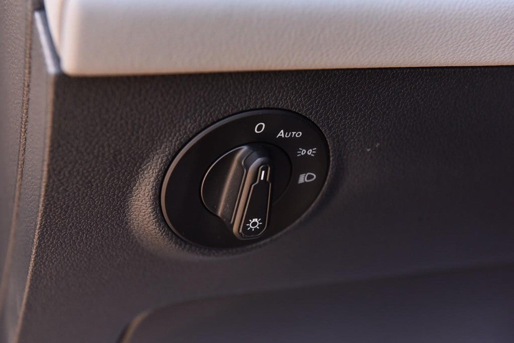 2024 Volkswagen Taos SEL 4MOTION