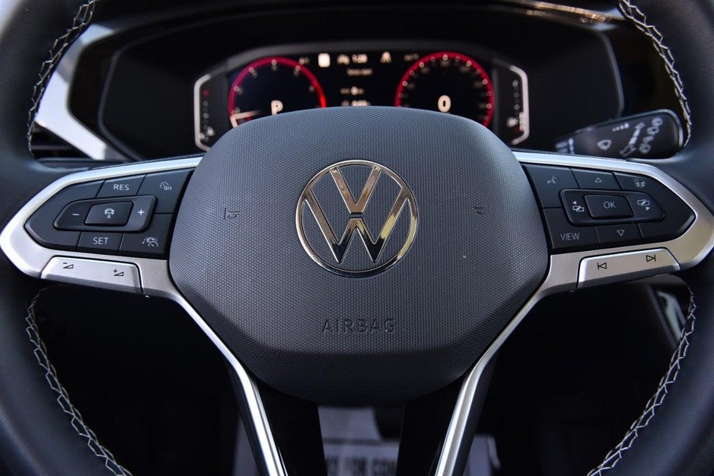 2024 Volkswagen Taos SEL 4MOTION