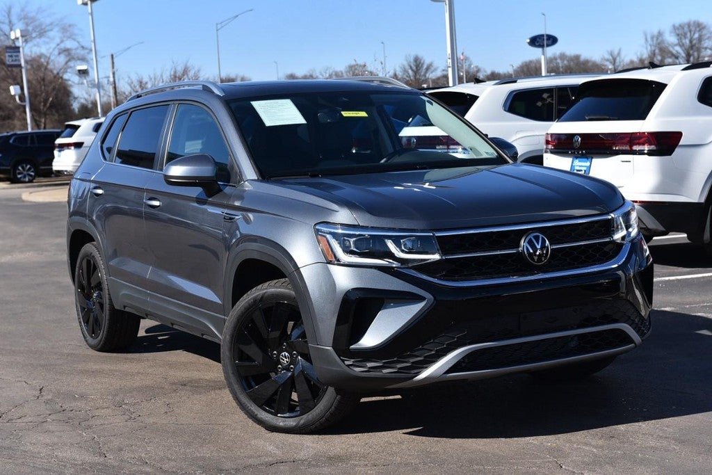 2024 Volkswagen Taos SEL 4MOTION