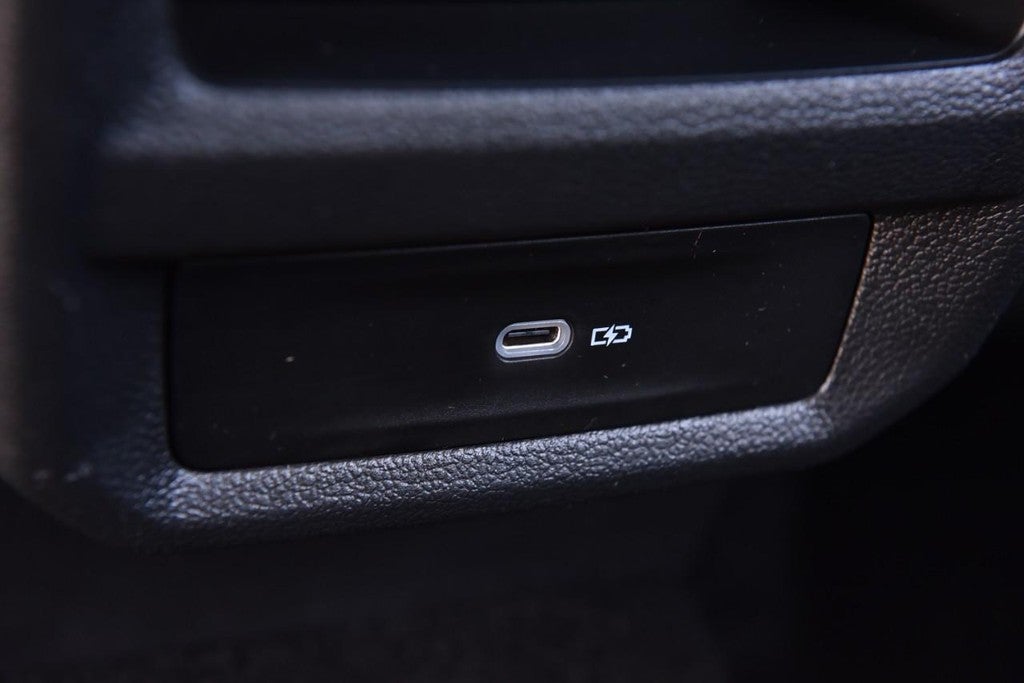 2024 Volkswagen Taos SEL 4MOTION