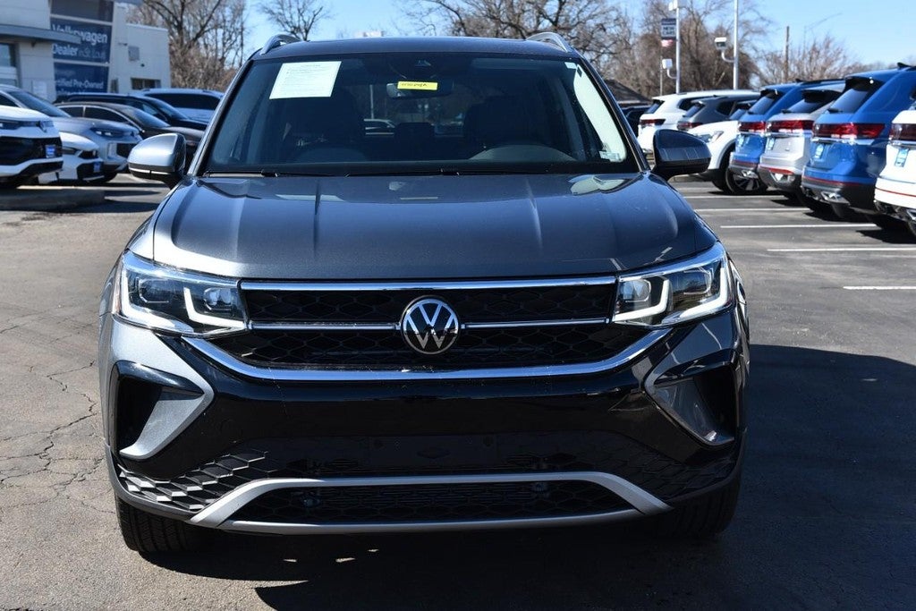 2024 Volkswagen Taos SEL 4MOTION