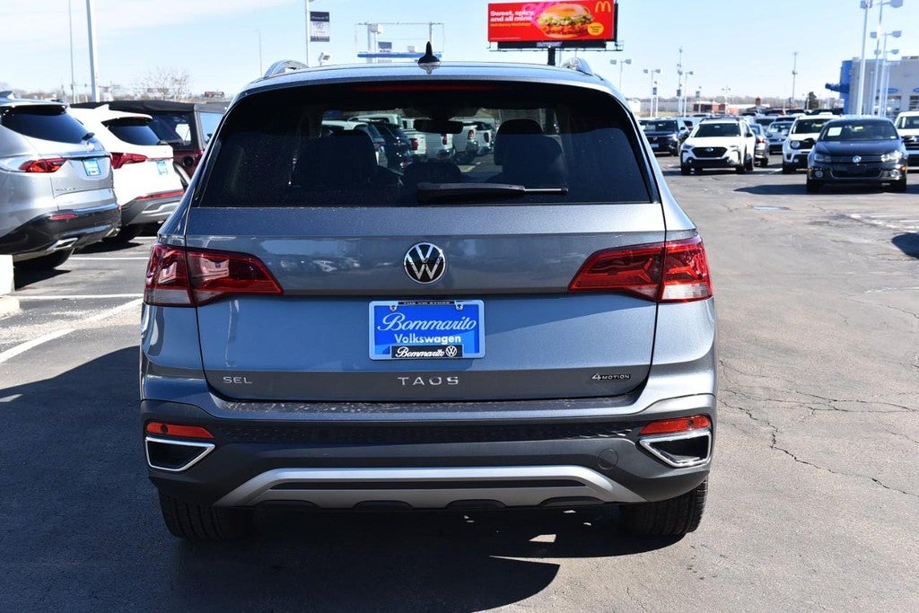 2024 Volkswagen Taos SEL 4MOTION