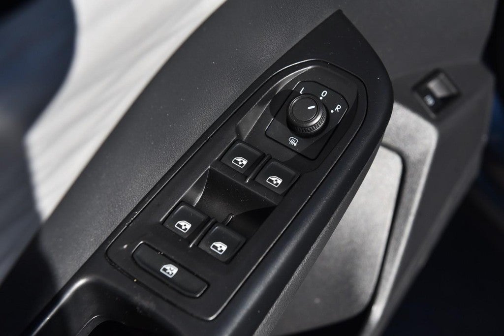 2024 Volkswagen Taos S 4MOTION