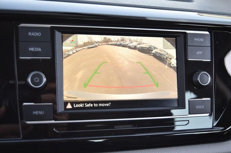 2022 Volkswagen Taos S 4MOTION