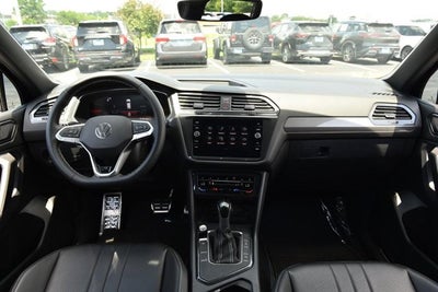 2023 Volkswagen Tiguan 2.0T SE R-Line Black